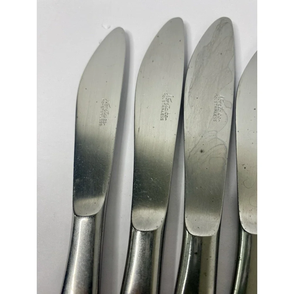 Noritake Stainless Fantasy 7 Dinner Knives 8 1/4